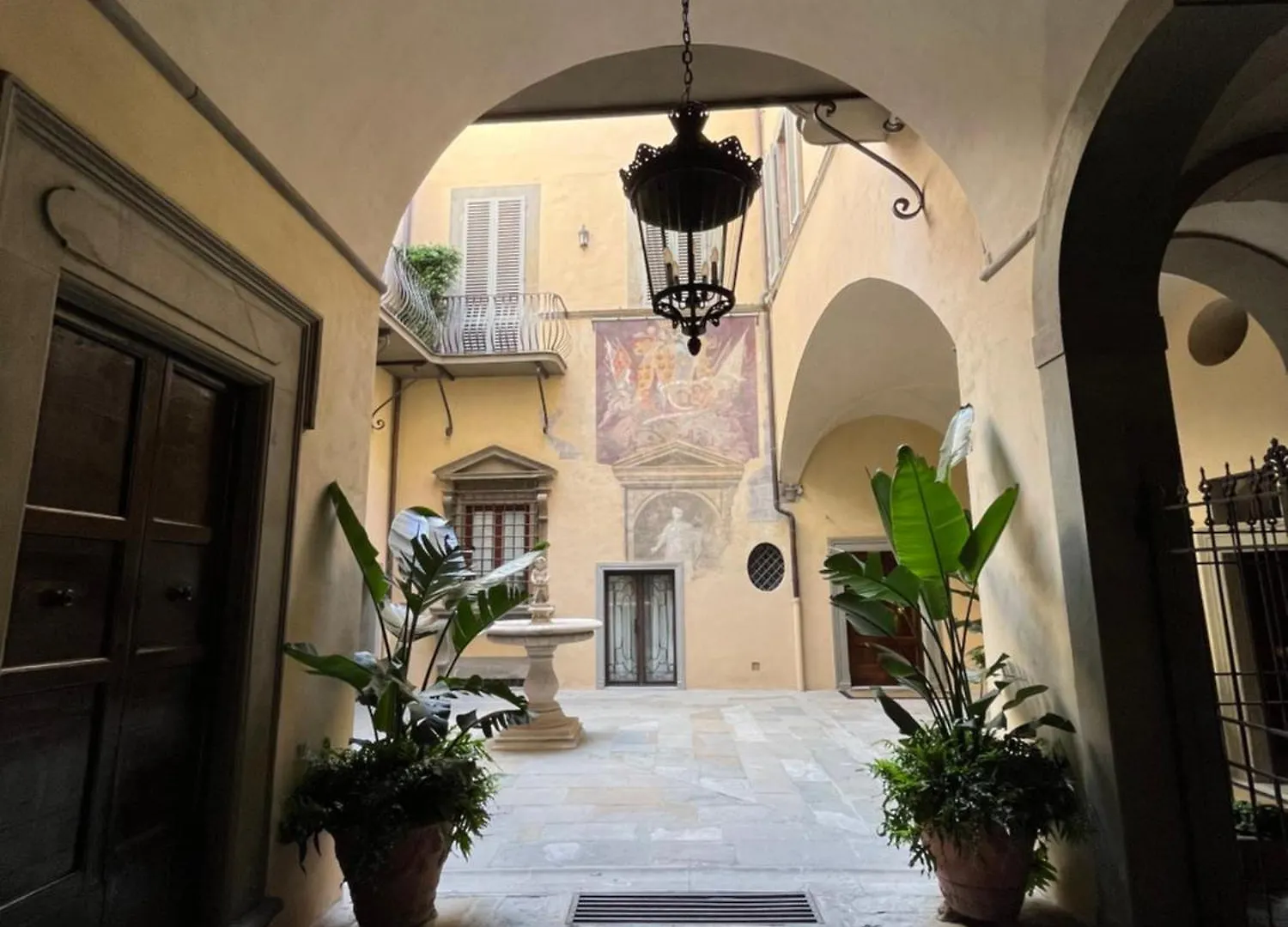 Appartamento In Centro Storico-Borgo Albizi 27 Florence 0*,  Italy